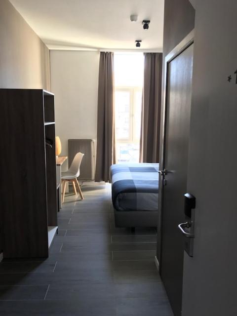 Hotel Stalingrad บรัสเซลส์ ภายนอก รูปภาพ